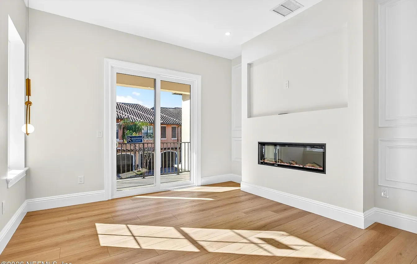 luxury vinyl plank flooring cost